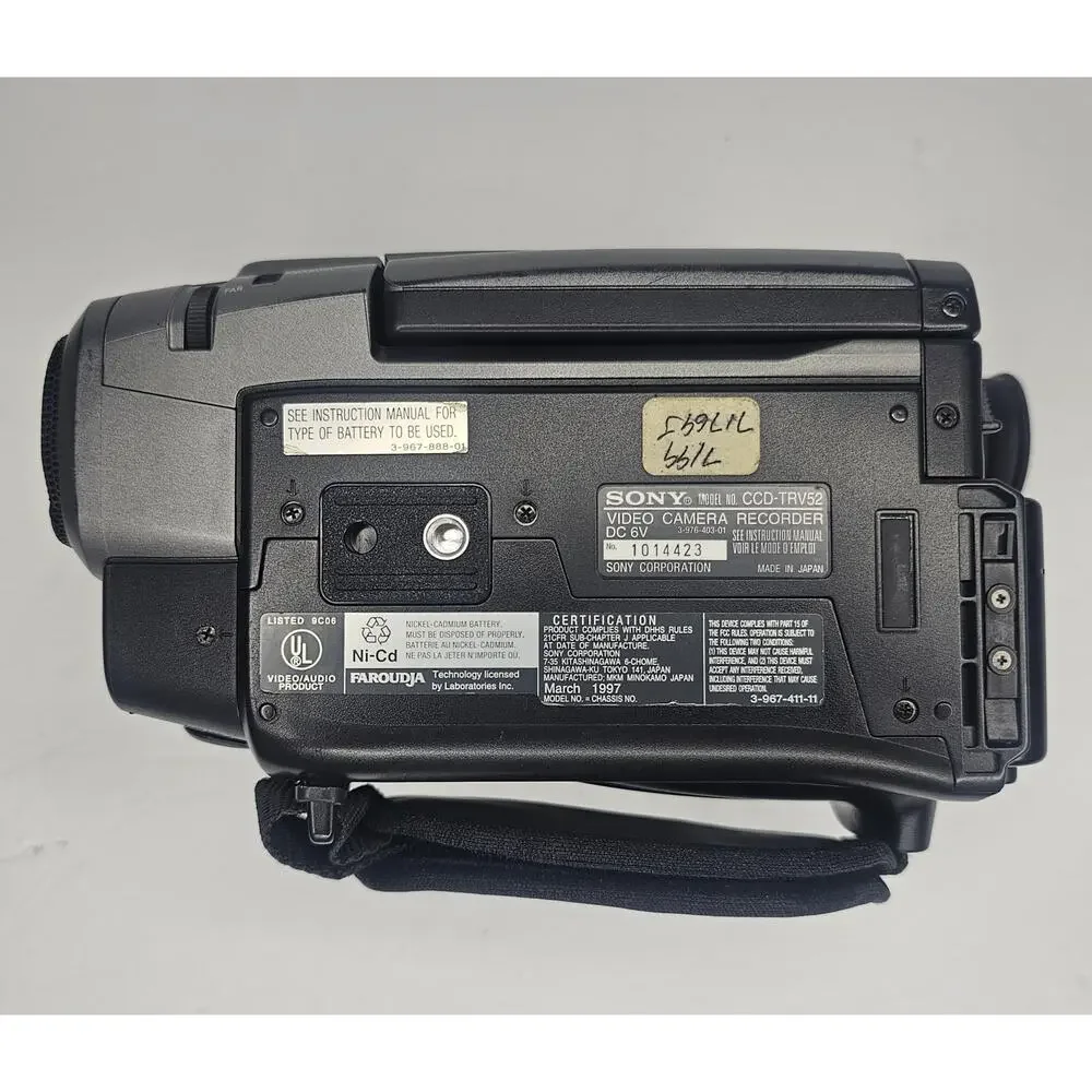SONY Handycam CCD-TRV52 Vision Steady Shot 8 Camcorder 30x Digital Zoom Untested